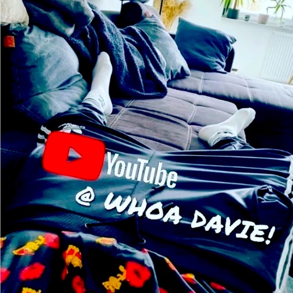 More Items 🩲 🩳 - Picture 1 of 1